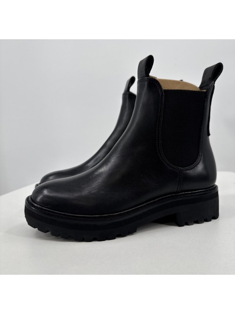 Everlane The Lug Chelsea Boot in Black sz 6 Women's Leather Ankle Chunky Sole to